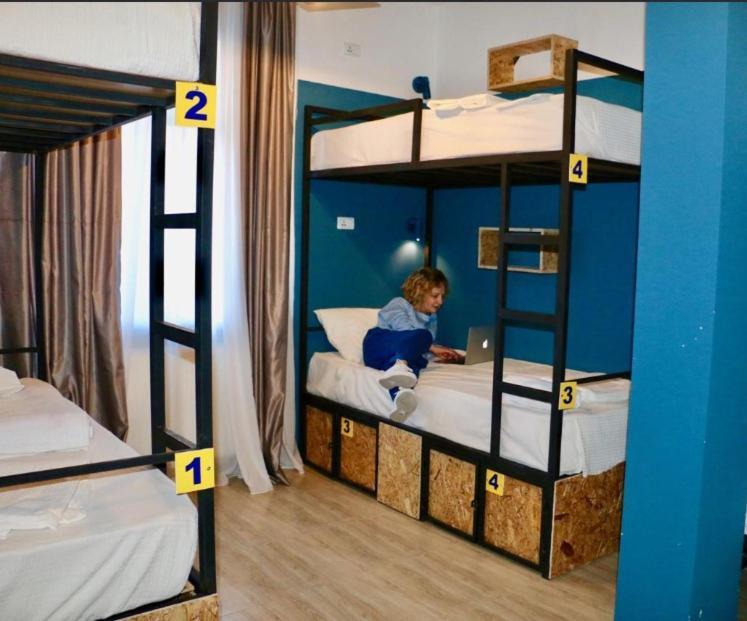 Scary Hostel Tbilisi Luaran gambar