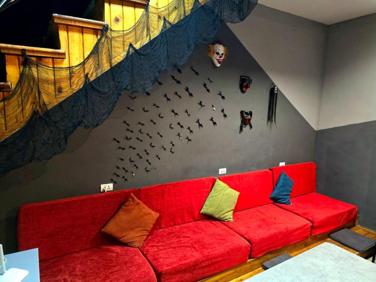 Scary Hostel Tbilisi Luaran gambar